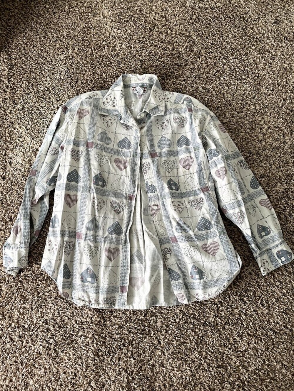 Vintage Hearts Button Up